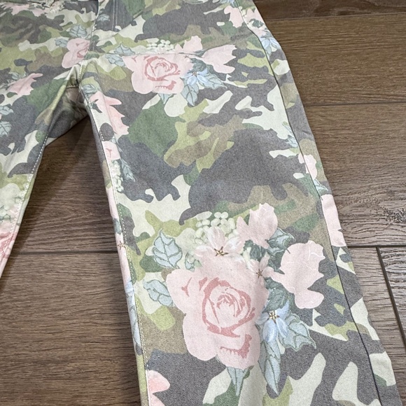 Boston Proper Women's Pull On Camo Floral Jeans, Size 14, Ankle, Slim, Fall - Picture 6 of 11